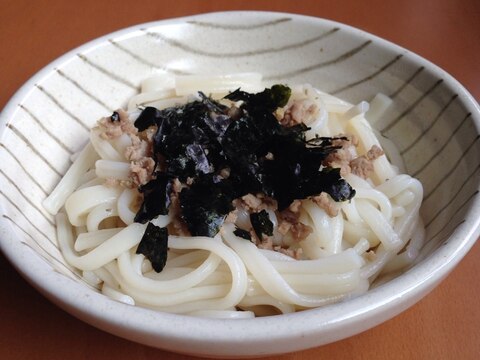 そぼろのせ冷やしうどん♪